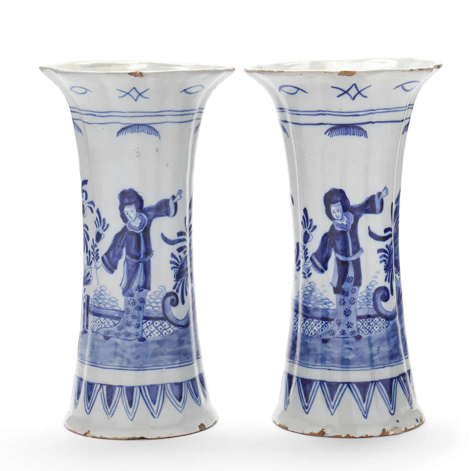 A PAIR OF DUTCH DELFT BEAKER VASES,