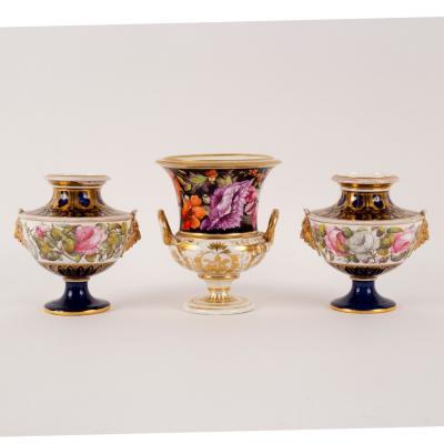 A pair of English porcelain blue