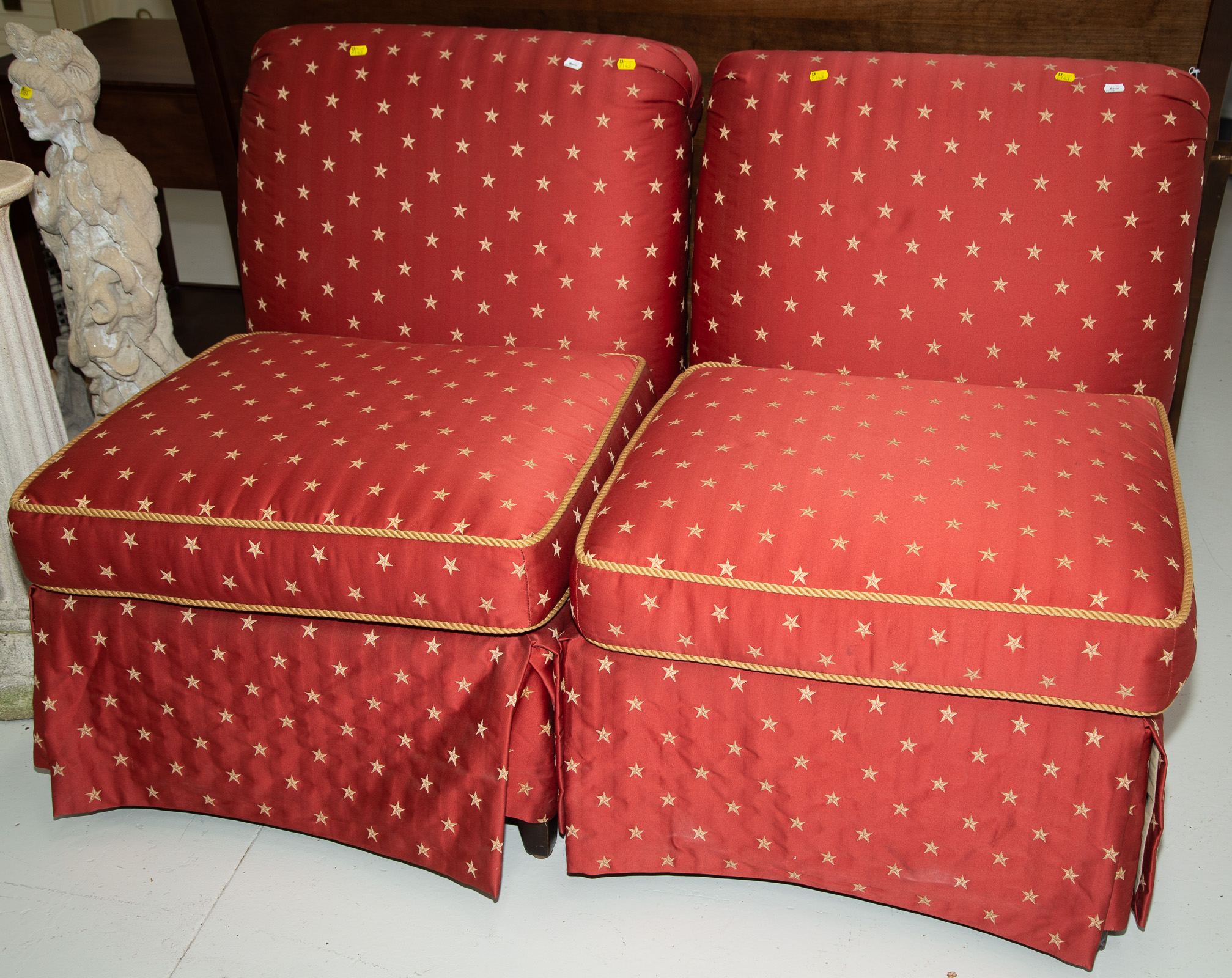A PAIR OF ETHAN ALLEN UPHOLSTERED