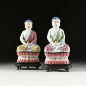 A PAIR OF FAMILLE ROSE PARCEL