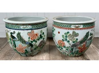 A pair of Famille Verte porcelain