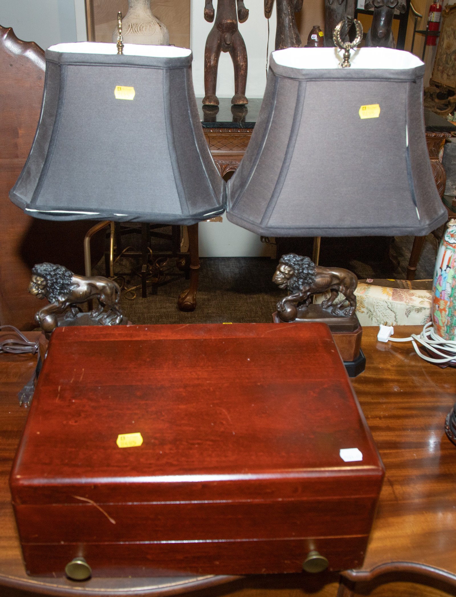 A PAIR OF FIGURAL TABLE LAMPS;