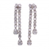 A PAIR OF FLEXIBLE DIAMOND DAN