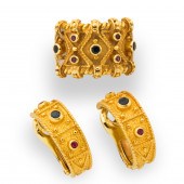 A PAIR OF GEMSTONE AND EIGHTEE