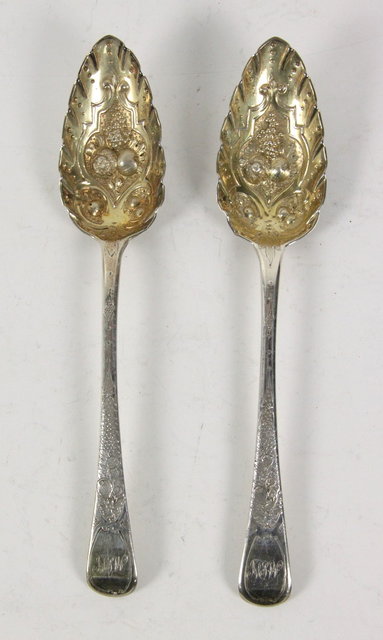 A pair of George III silver berry