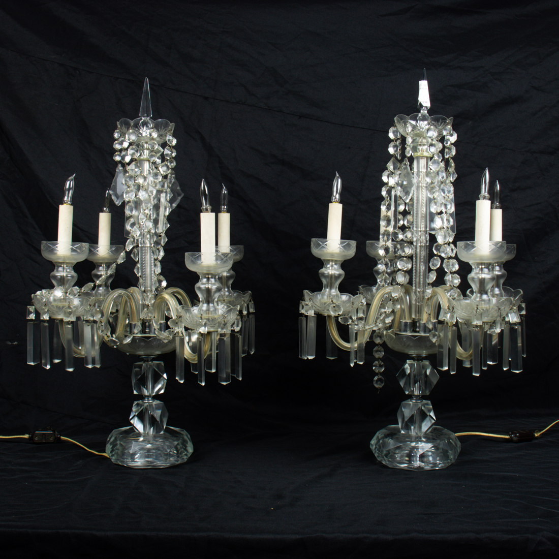 A PAIR OF GEORGE III STYLE CUT