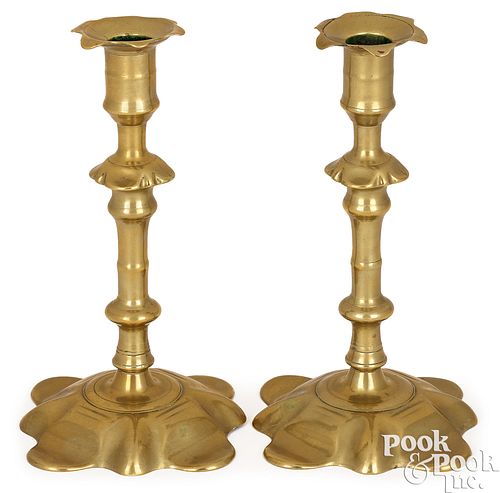 A PAIR OF GEORGIAN BRASS PETAL BASE