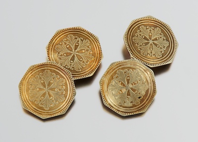 A Pair of Gold Cufflinks 14k yellow