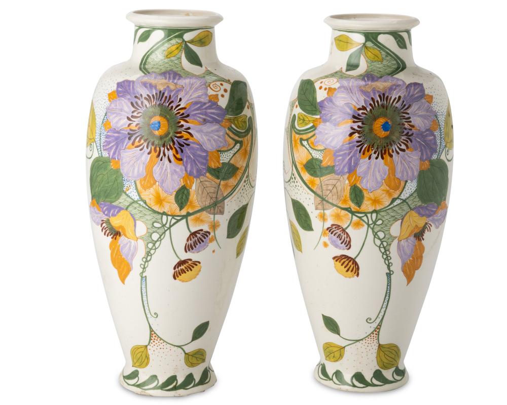 A PAIR OF GOUDA FLORAL