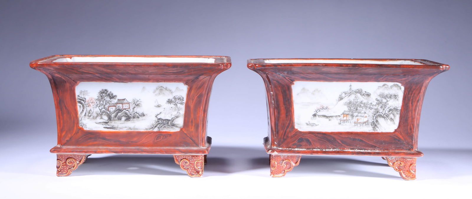 A PAIR OF GRISAILLE MEDALLION