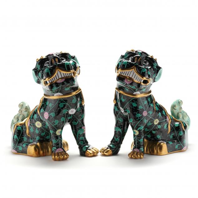 A PAIR OF HEREND BLACK DYNASTY