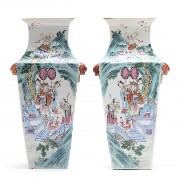 A PAIR OF IMPRESSIVE CHINESE