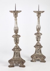 A PAIR OF ITALIAN BAROQUE SILV