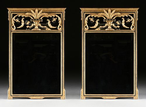 A PAIR OF ITALIAN NEOCLASSICAL