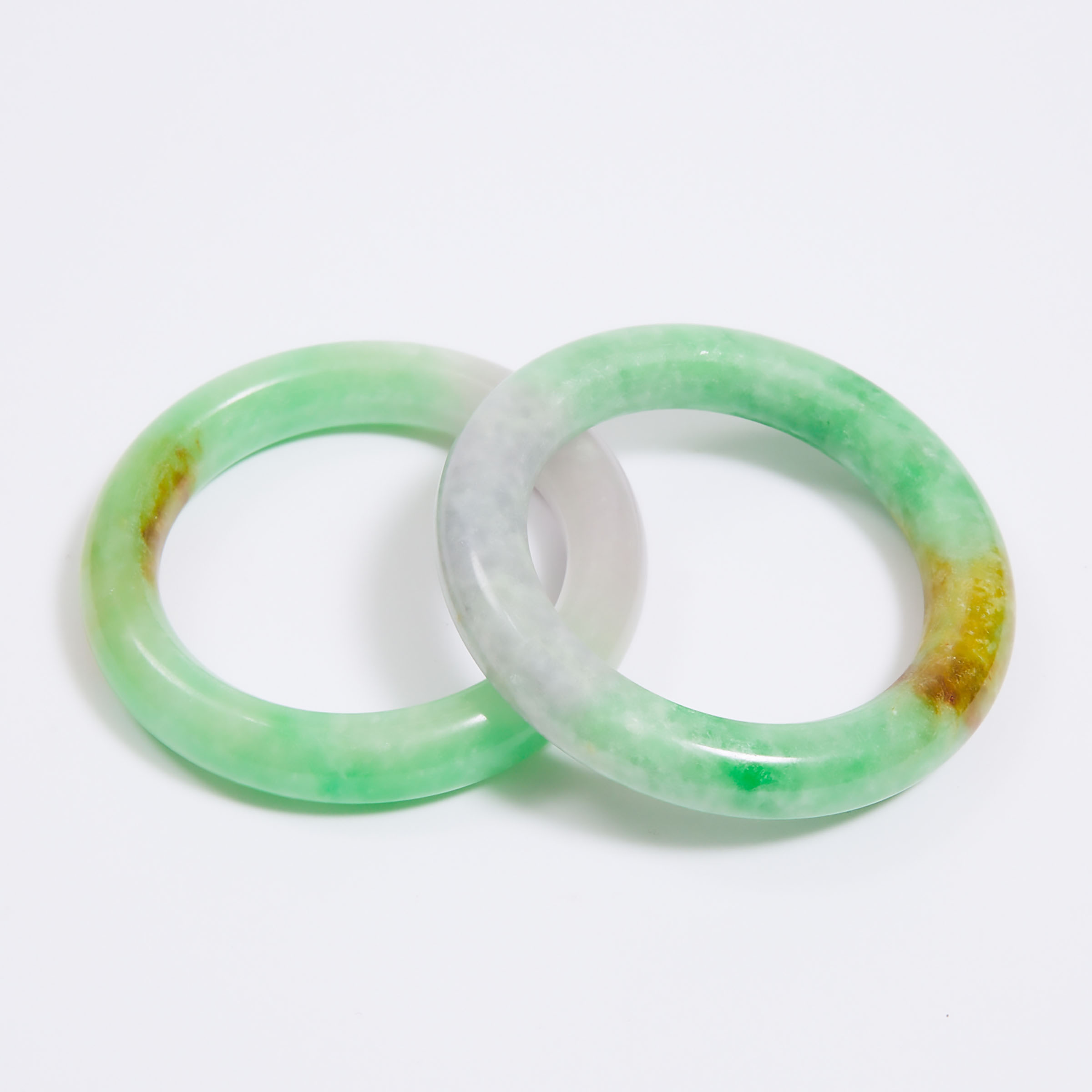 A Pair of Jadeite Bangles ?????