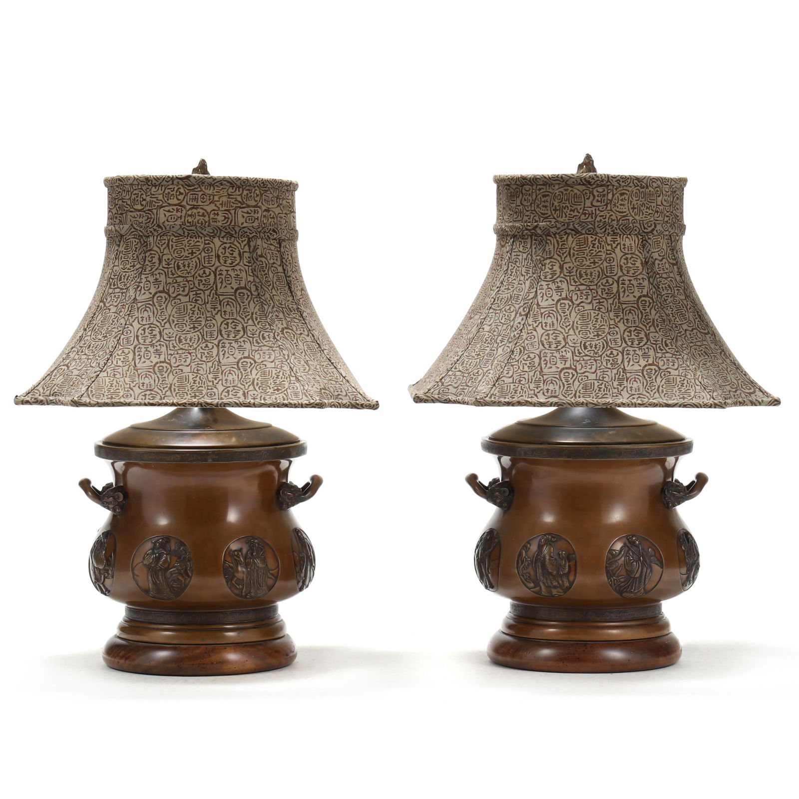 A PAIR OF JAPANESE BRONZE TABLE