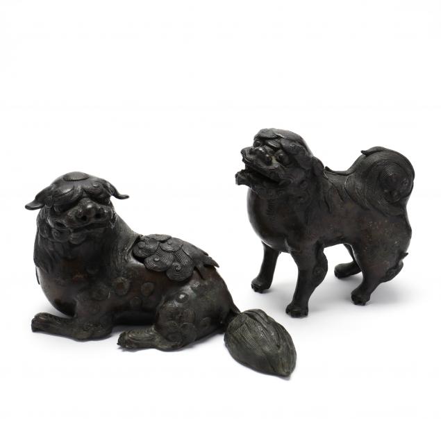 A PAIR OF JAPANESE BRONZE SHISHI