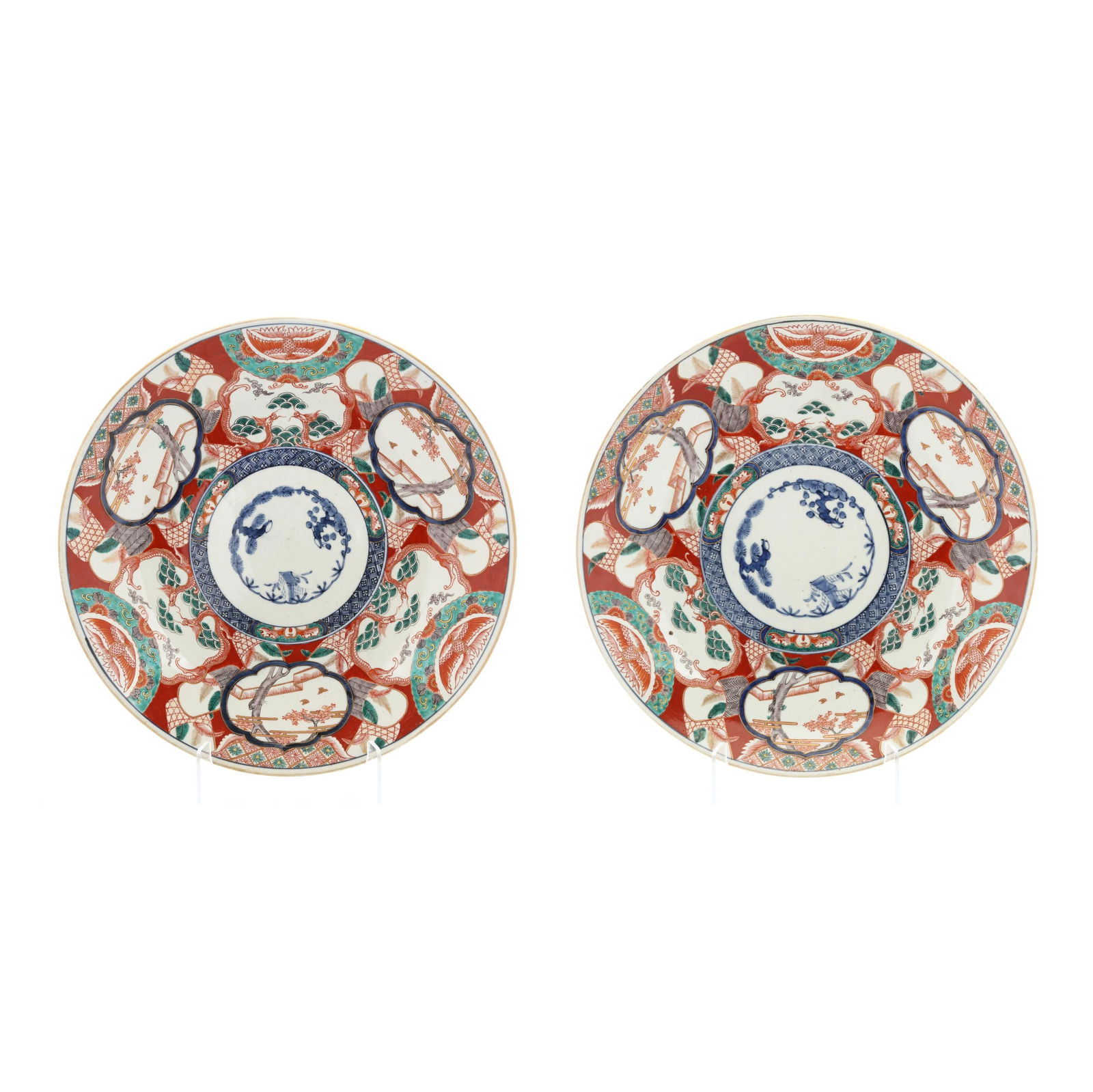 A PAIR OF JAPANESE IMARI