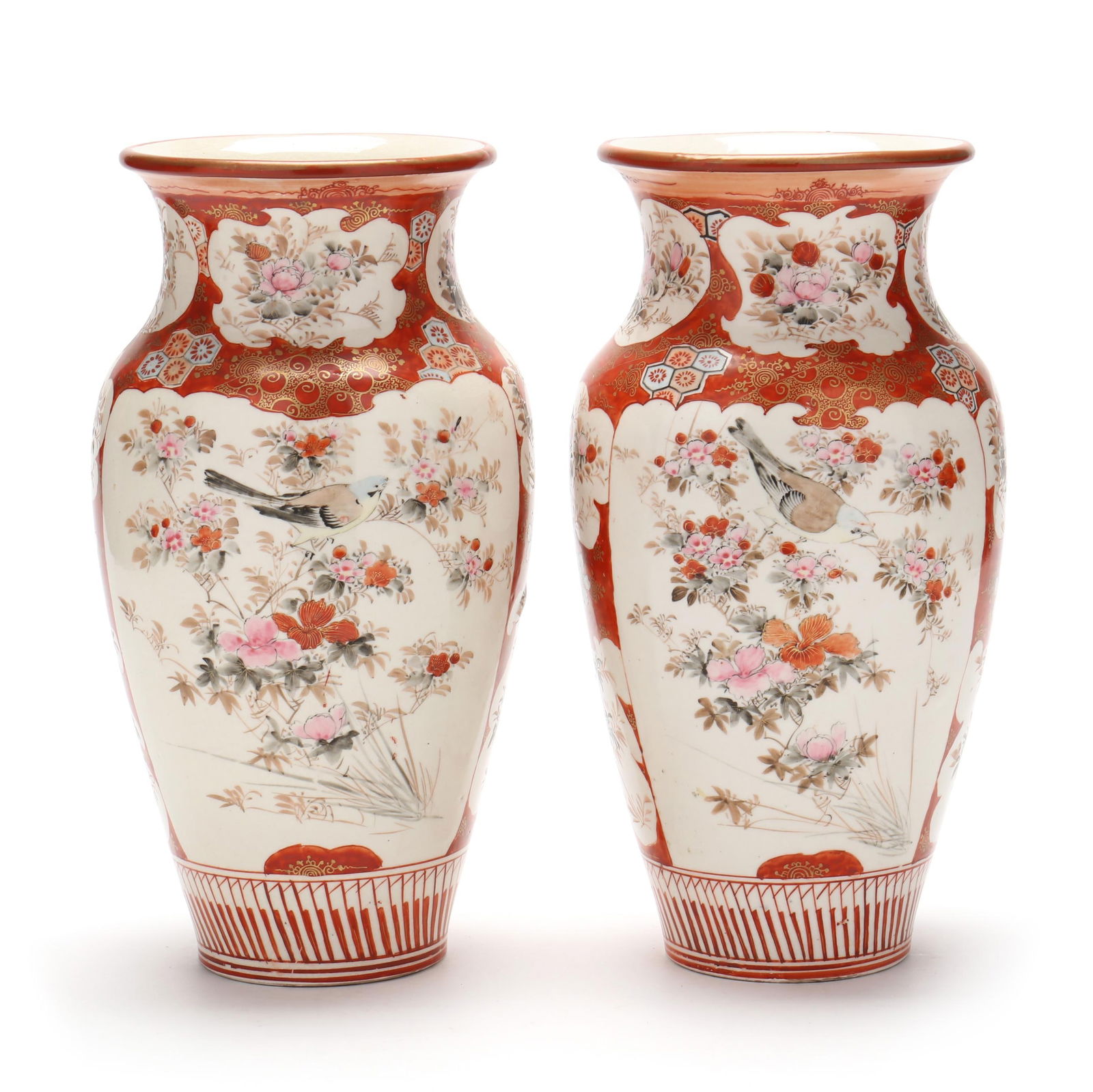 A PAIR OF JAPANESE KUTANI VASESA