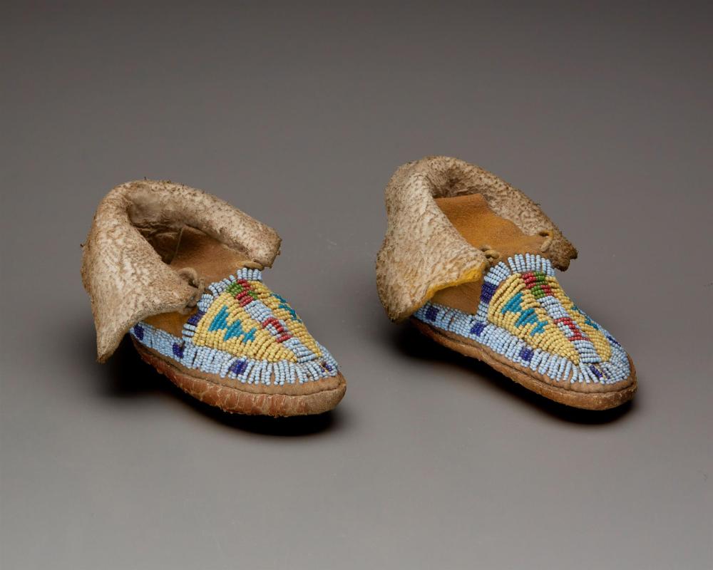 A PAIR OF KIOWA CHILD'S BEADED