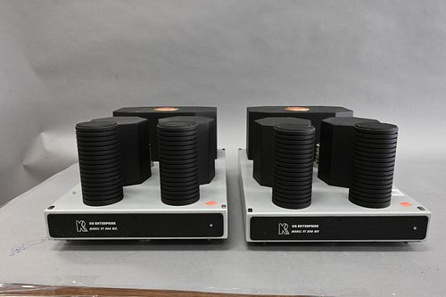 A PAIR OF KR ENTERPRISE VT800 MK
