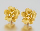 A Pair of Ladies' 18k Gold Flo