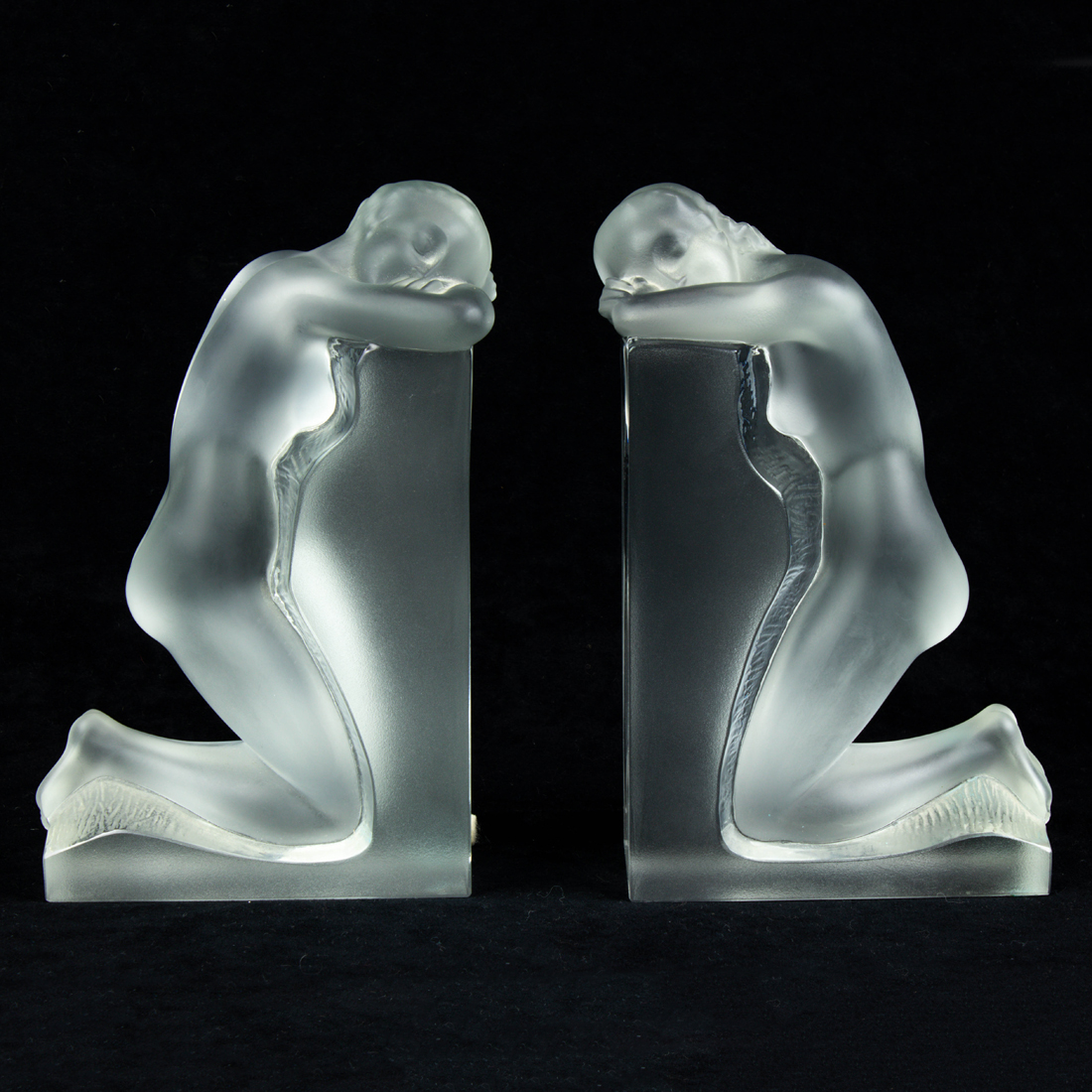 A PAIR OF LALIQUE FROSTED AND CLEAR