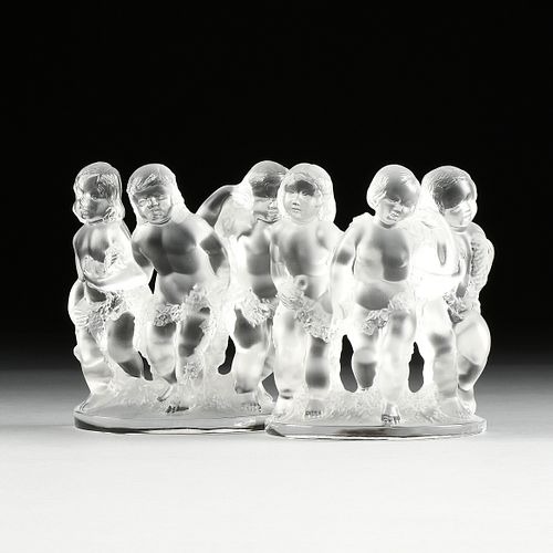 A PAIR OF LALIQUE FROSTED CRYSTAL
