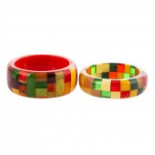 A PAIR OF LAMINATED BAKELITE B
