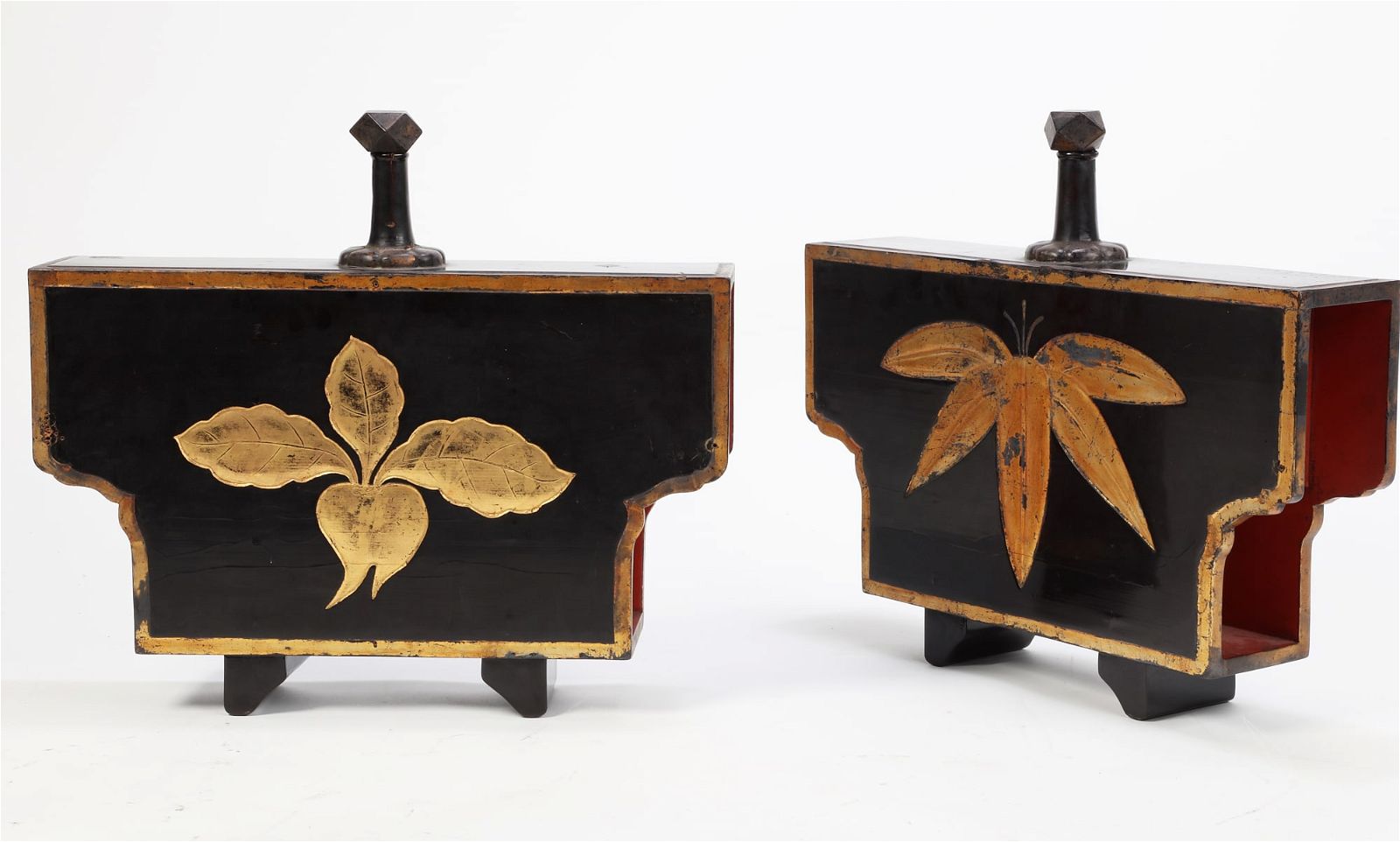 A PAIR OF LARGE JAPANESE
