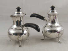 A pair of late Victorian crested