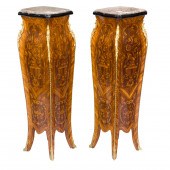 A PAIR OF LOUIS XV STYLE GILT