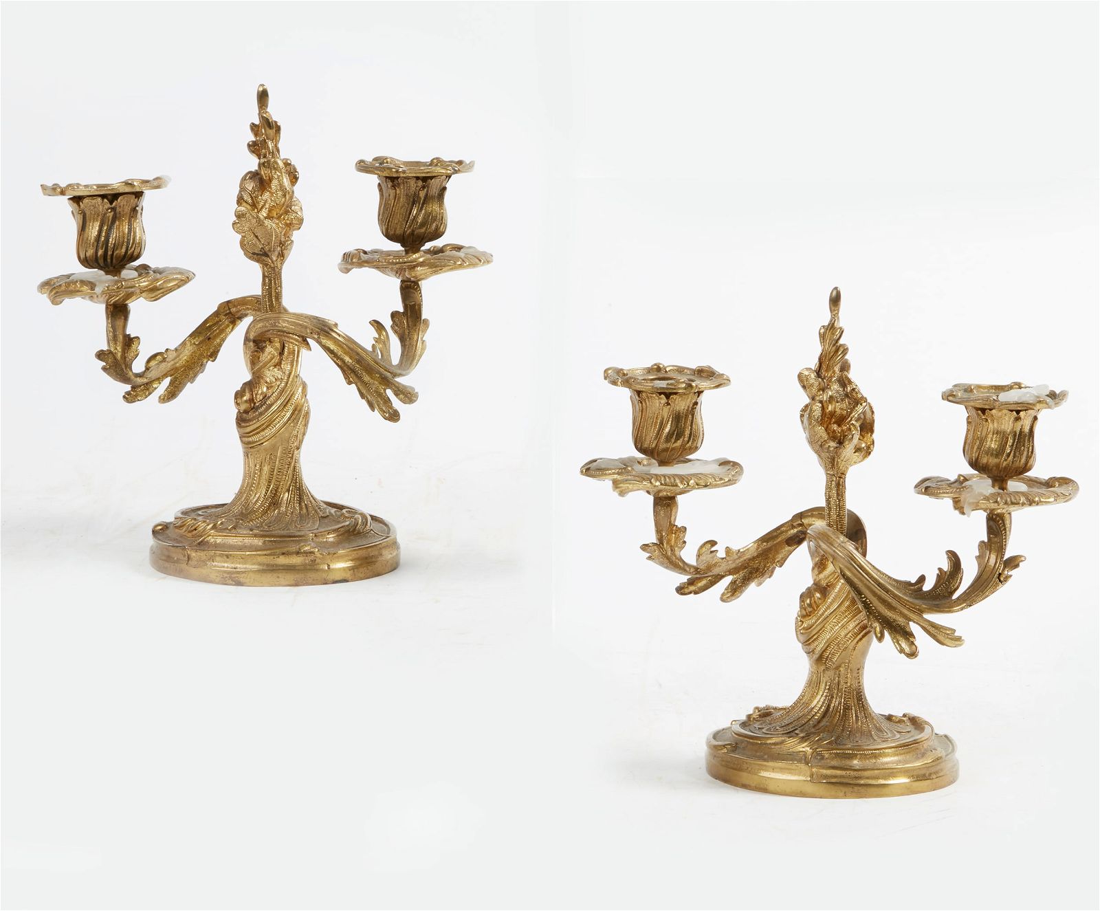 A PAIR OF LOUIS XV STYLE GILT