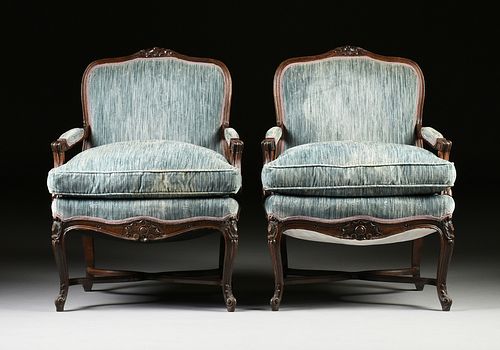 A PAIR OF LOUIS XV STYLE CARVED