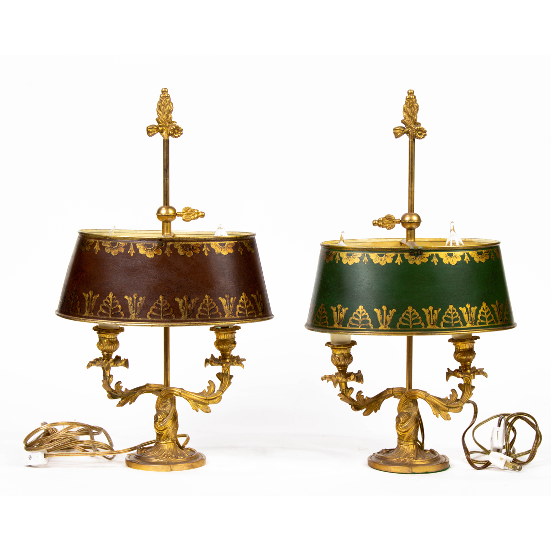 A PAIR OF LOUIS XV STYLE GILT
