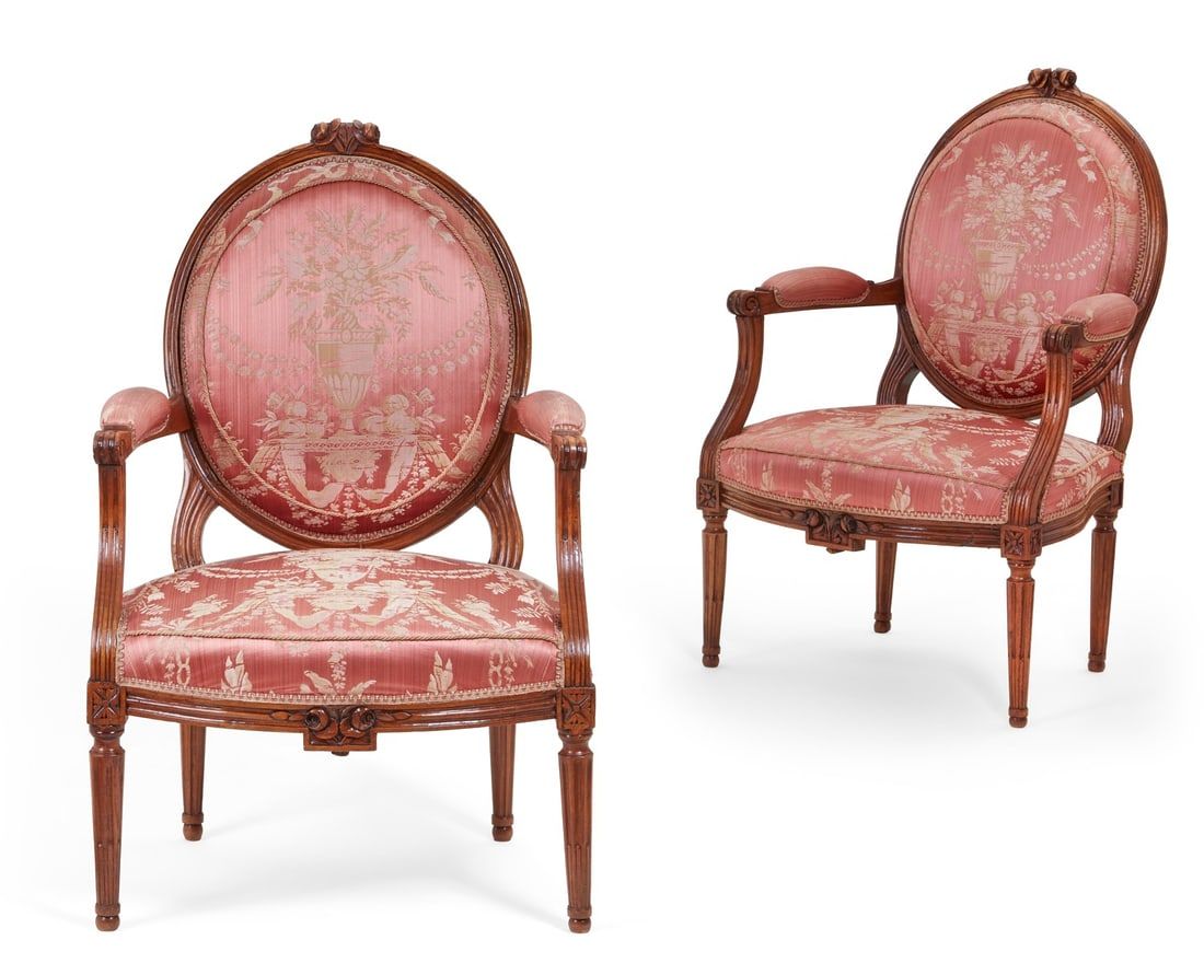 A PAIR OF LOUIS XVI WALNUT