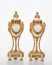 A PAIR OF LOUIS XVI-STYLE GILT