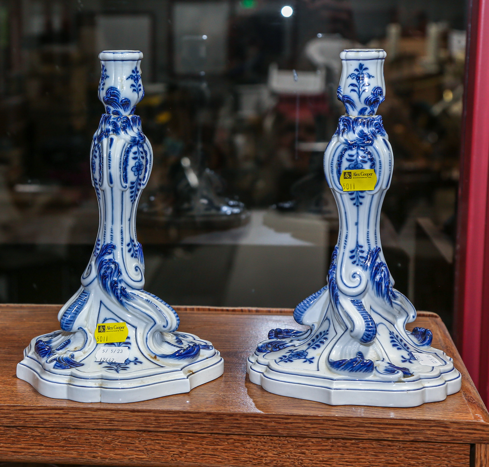 A PAIR OF MEISSEN PORCELAIN