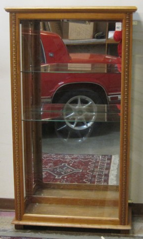 A PAIR OF MODERN CURIO DISPLAY