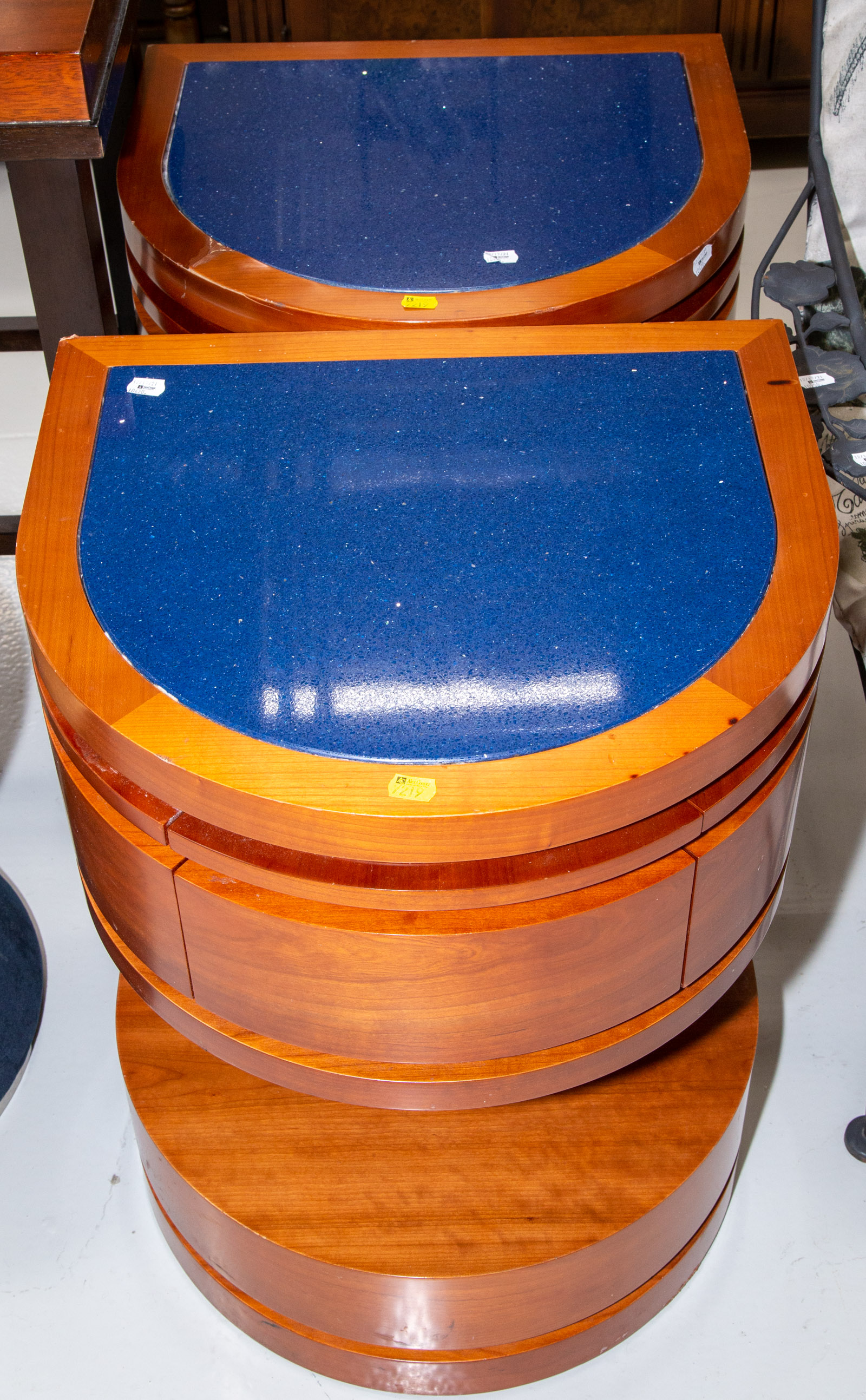 A PAIR OF MODERN NIGHT STANDS