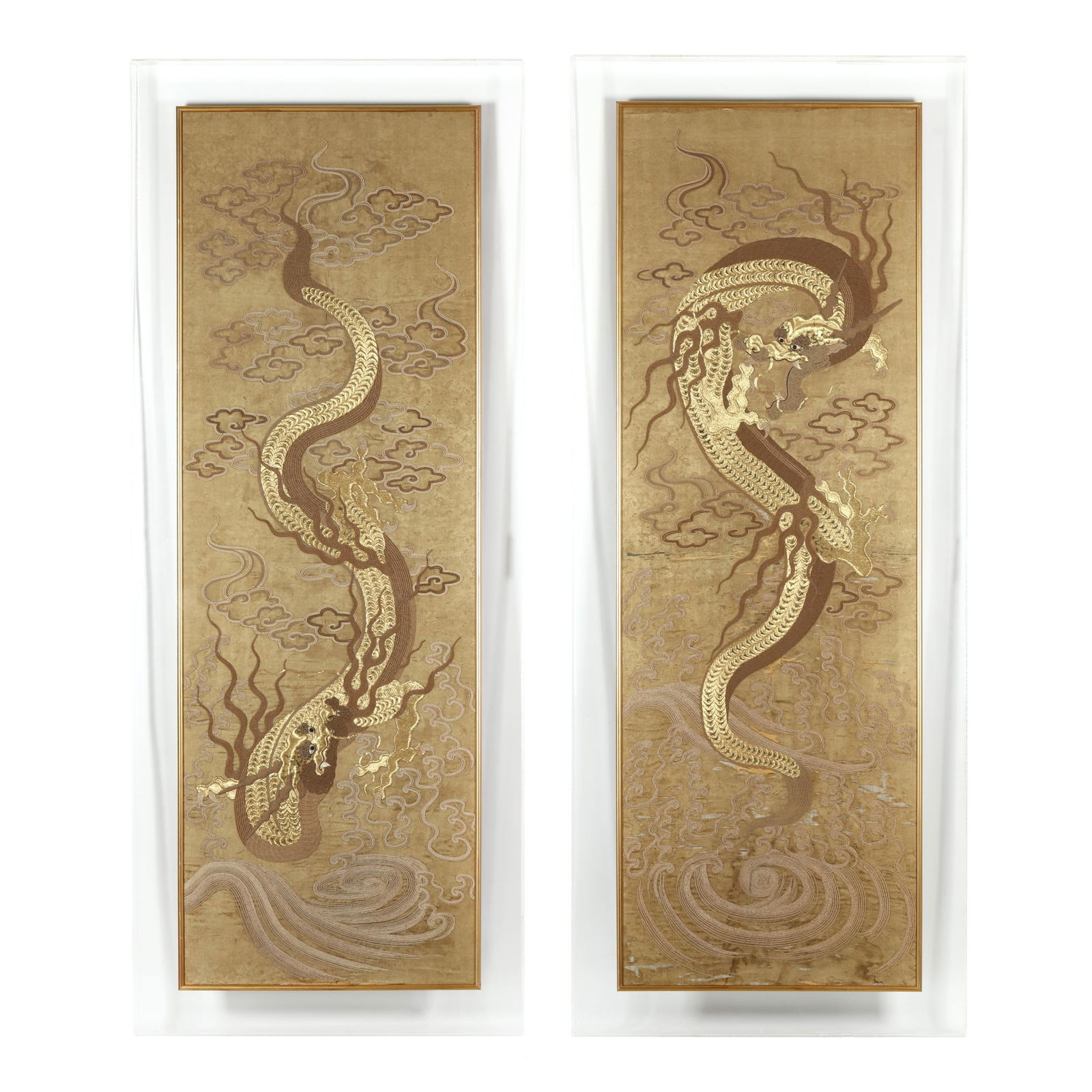 A PAIR OF MONUMENTAL JAPANESE