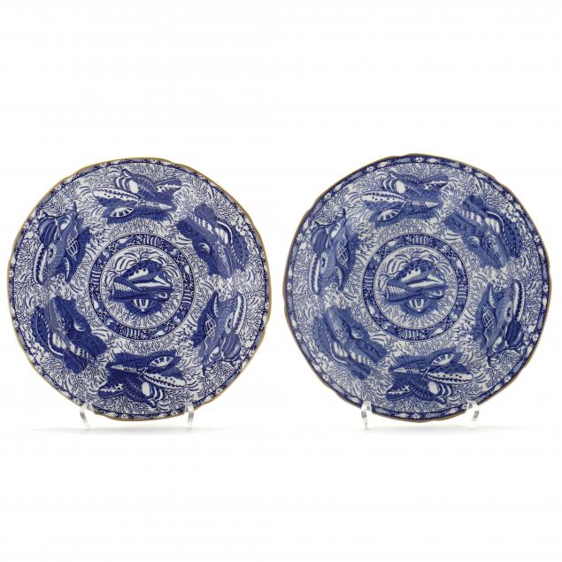 A PAIR OF MOTTAHEDEH TORQUAY PLATES