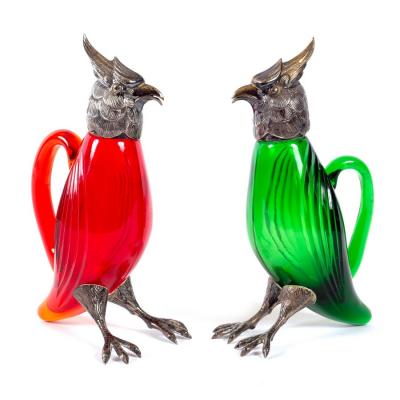 A pair of novelty oil and vinegar