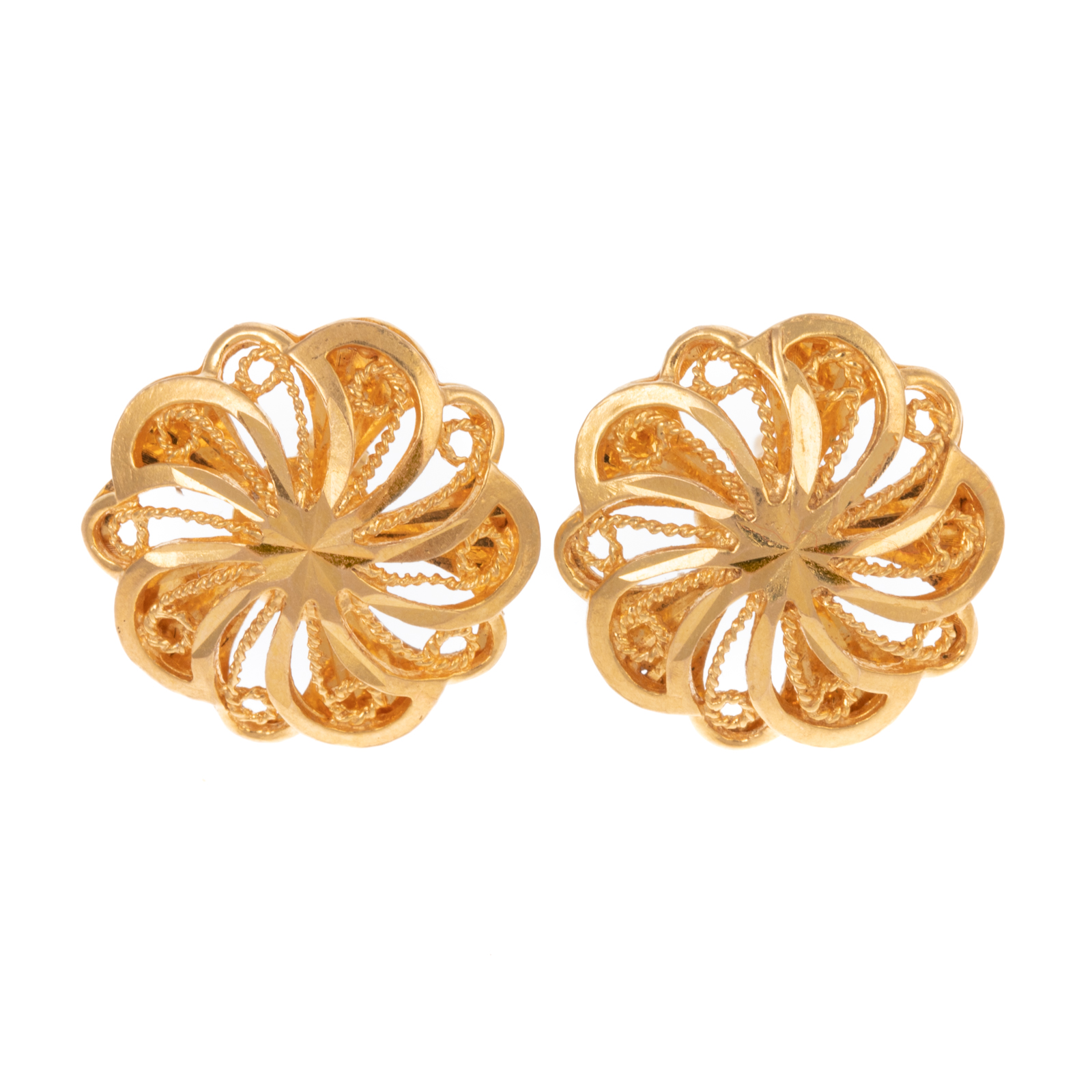 A PAIR OF OPENWORK SWIRL EARRINGS