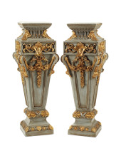 A PAIR OF REGENCE-STYLE PEDEST