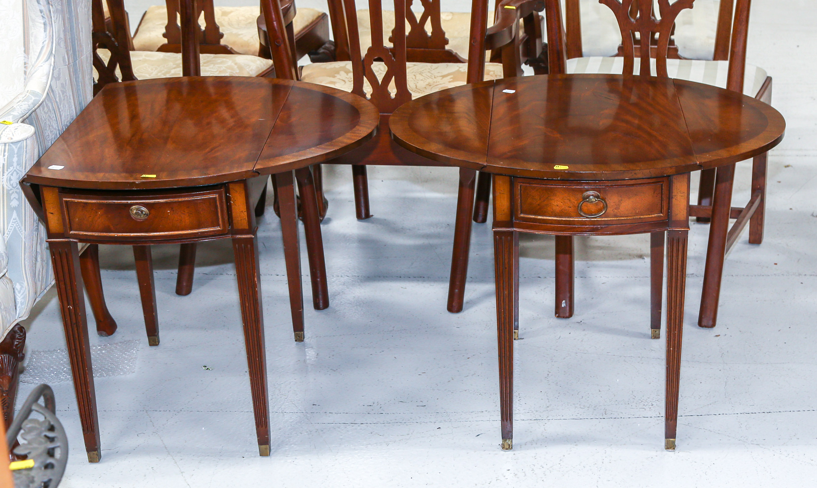 A PAIR OF REGENCY STYLE PEMBROKE