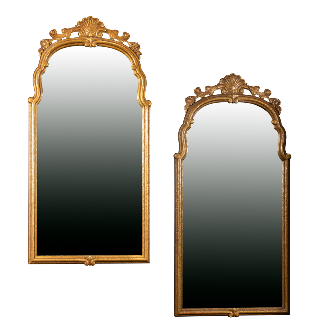 A PAIR OF ROCOCO STYLE GILTWOOD
