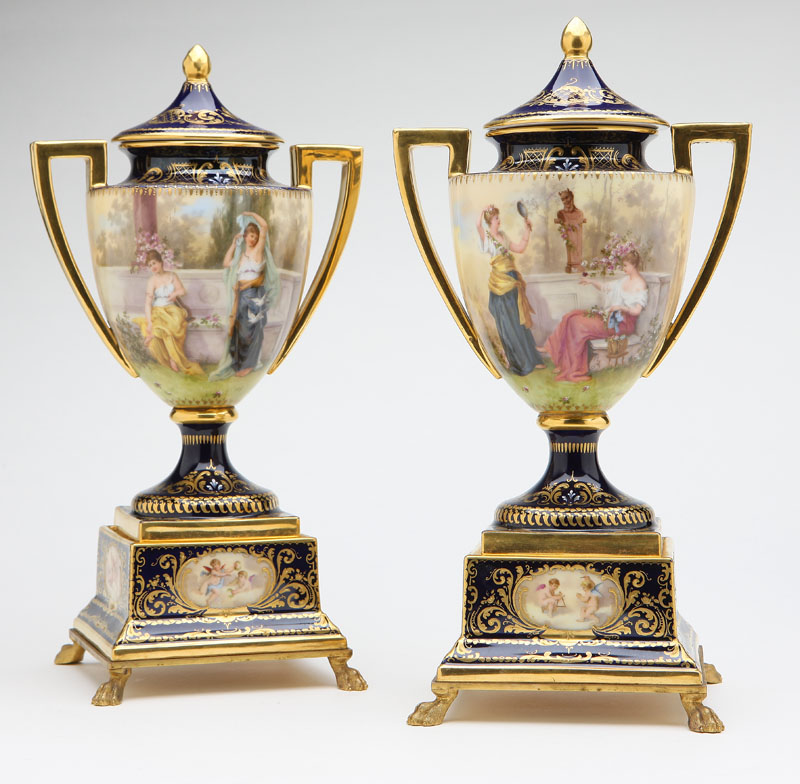 A pair of Royal Vienna style