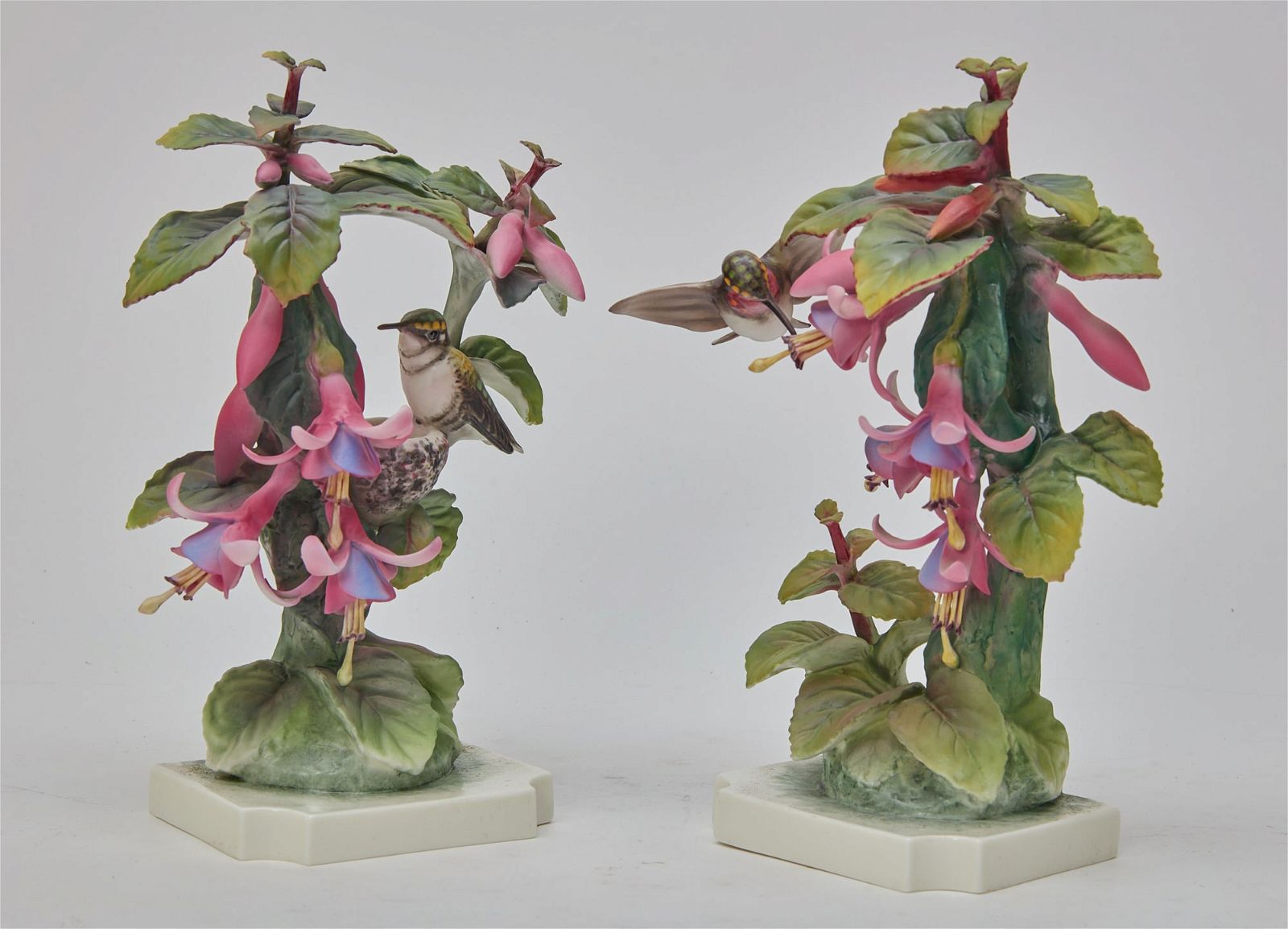 A PAIR OF ROYAL WORCESTER PORCELAIN