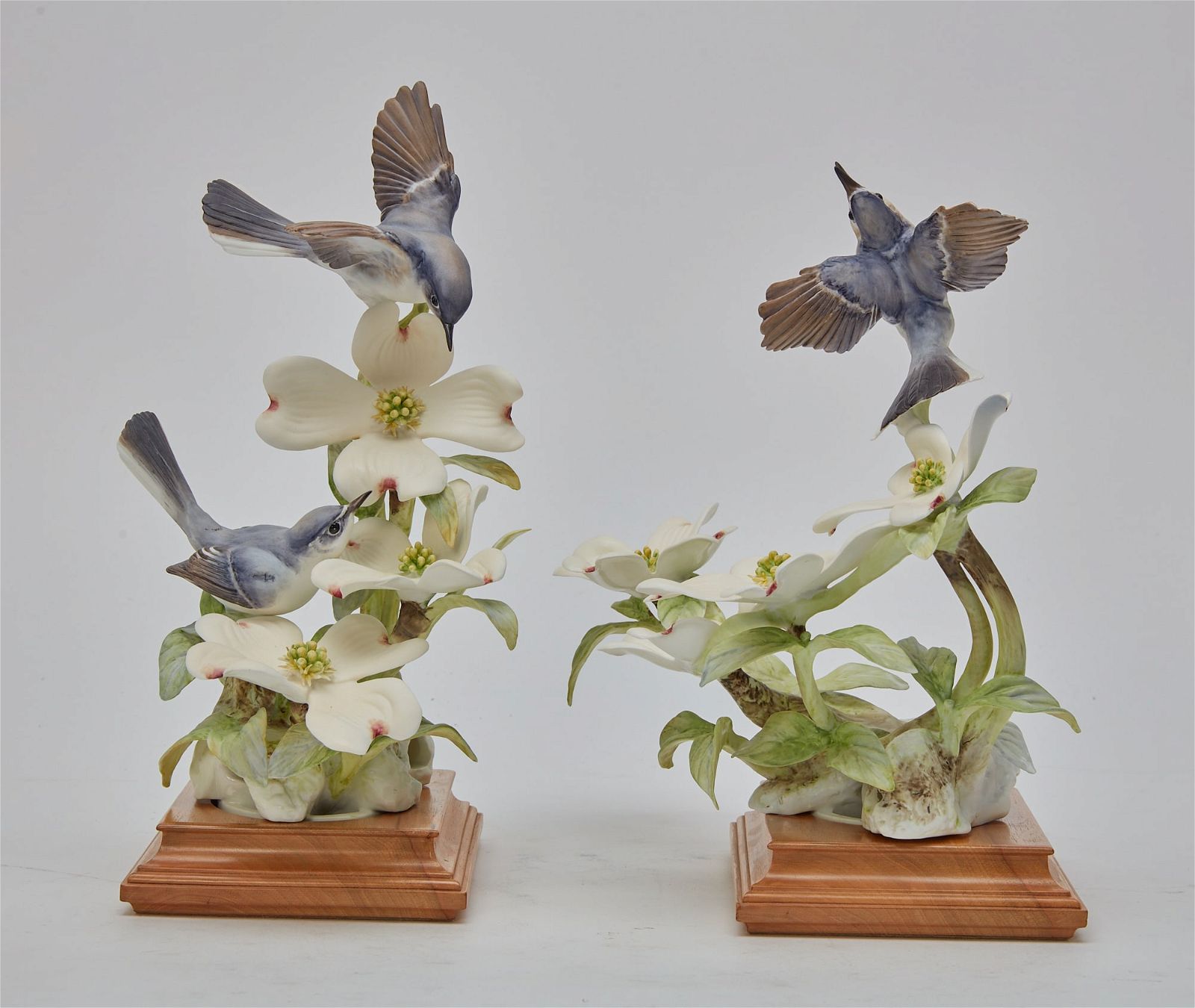A PAIR OF ROYAL WORCESTER PORCELAIN